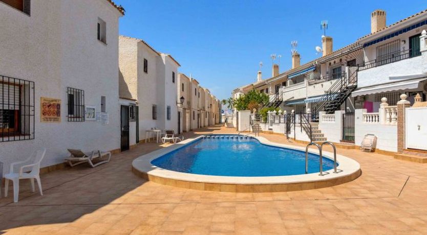 Photo of Sal y Mar IV