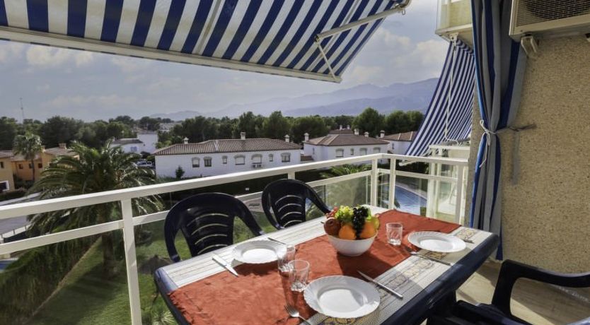 Photo of Los Pelicanos