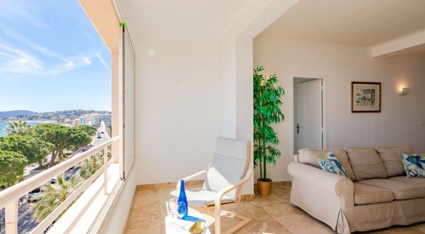 Photo of Les Dauphins