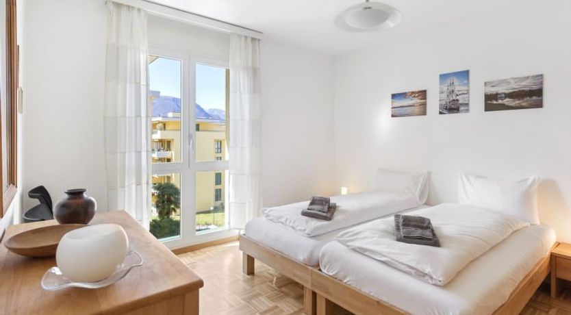 Photo of Robinia-City