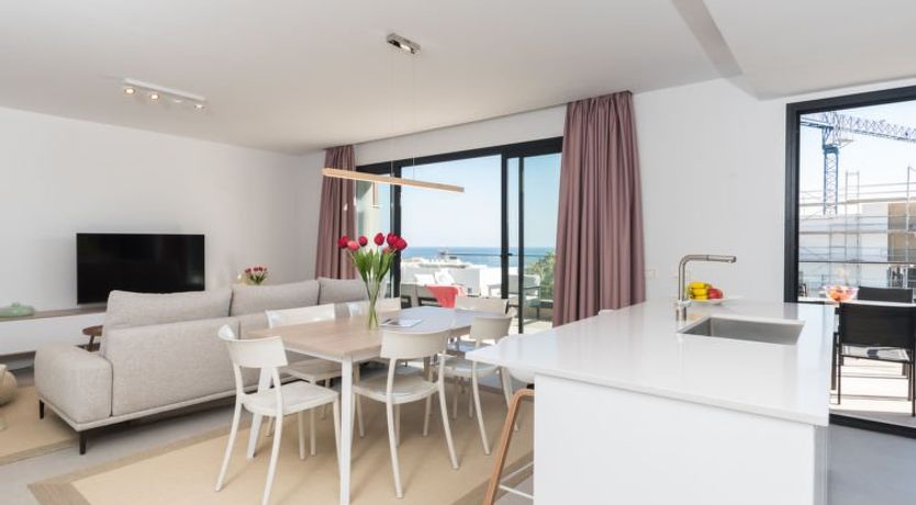 Photo of Calma Blanca