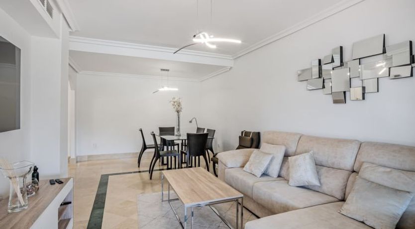 Photo of Lorcrimar V