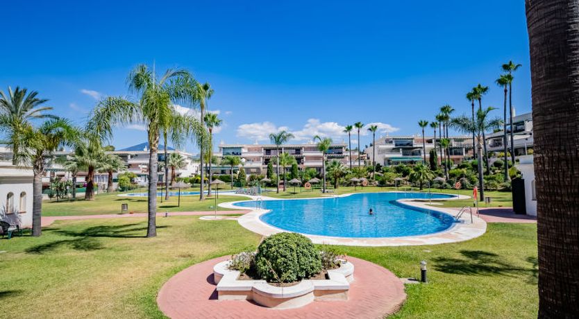 Photo of Lorcrimar V