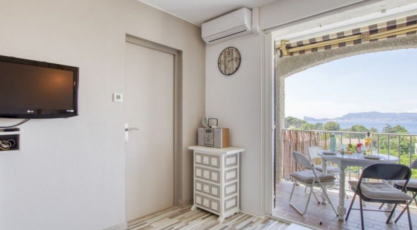 Photo of Les Aigues Marines Apartment 68