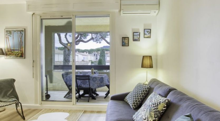 Photo of L'Ile heureuse Apartment 7