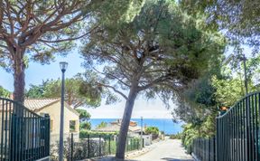 Photo of Les Coteaux de la Nartelle Apartment 28