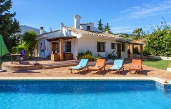 Casa Mistral Holiday Home