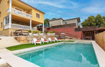 Armonia Holiday Home