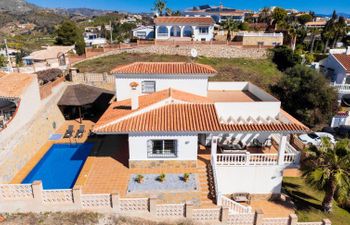 La sirena Holiday Home