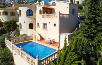 Almirante Holiday Home