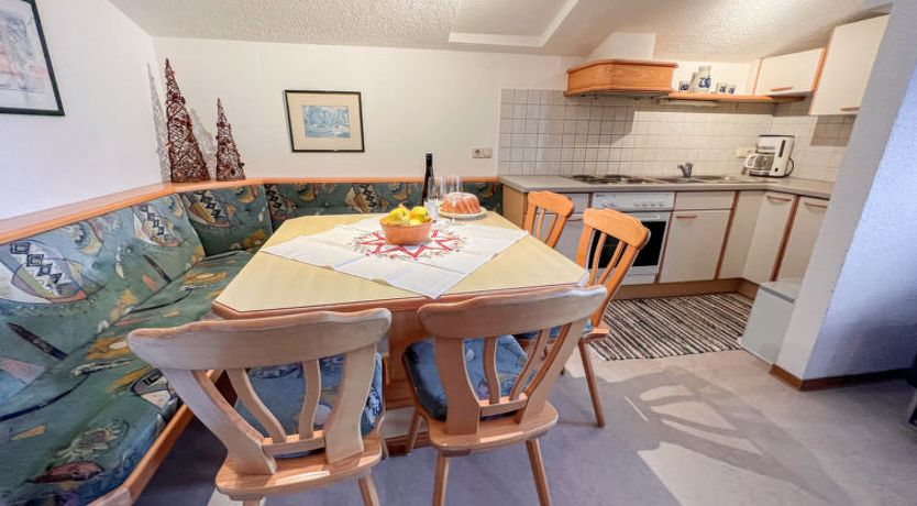 Photo of Top 2 Apartment 2