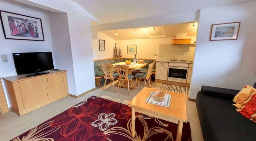 Photo of Top 2 Apartment 2