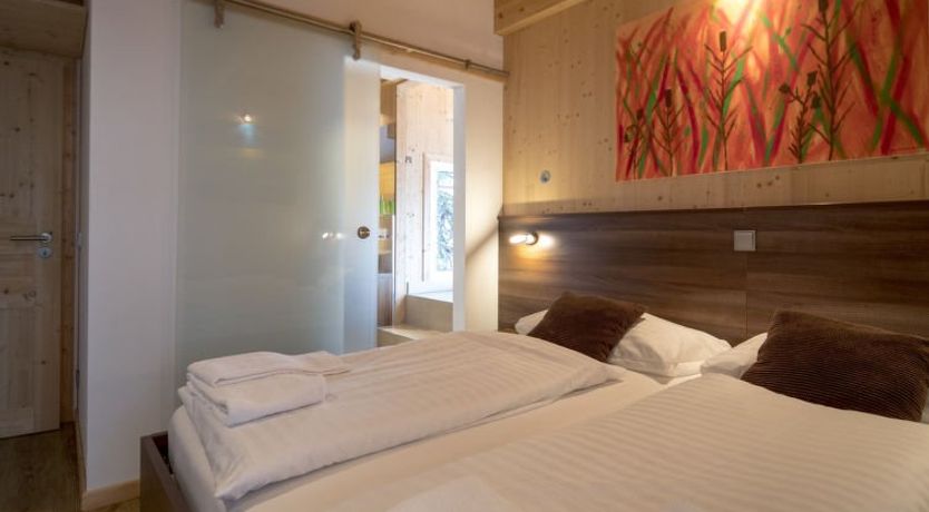 Photo of #38 mit IR-Sauna und Sprudelbad innen Apartment 63