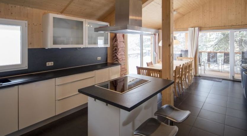 Photo of #26 mit IR-Sauna und Sprudelbad innen Apartment 59