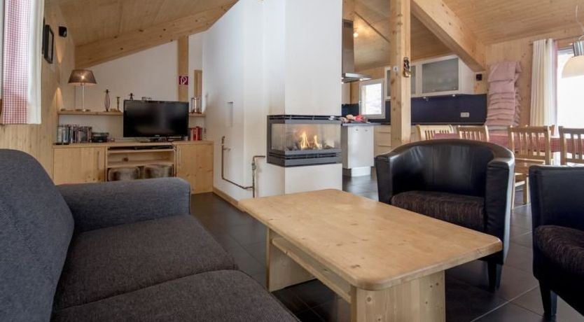 Photo of #26 mit IR-Sauna und Sprudelbad innen Apartment 59