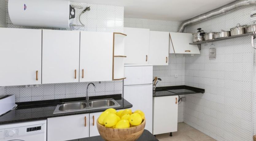 Photo of Torre Hirta