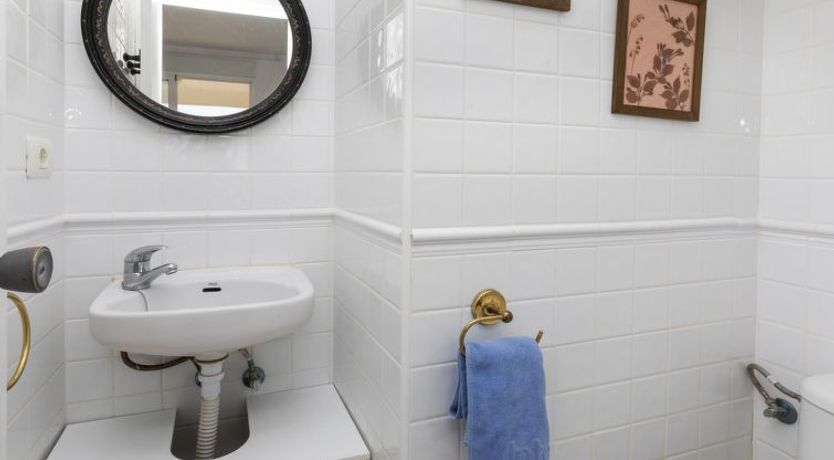 Photo of Torre Hirta