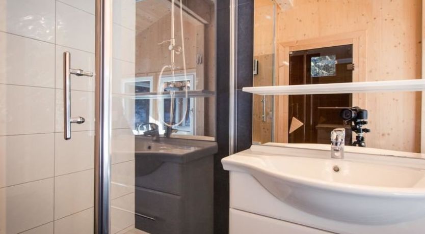 Photo of # 25 mit Sauna und Sprudelbad innen Apartment 46