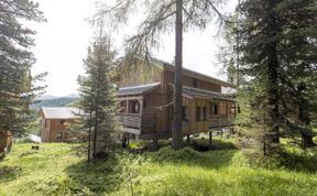 Photo of #39 mit IR-Sauna und Sprudelbad Innen Apartment 50