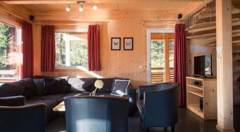 Photo of #39 mit IR-Sauna und Sprudelbad Innen Apartment 50