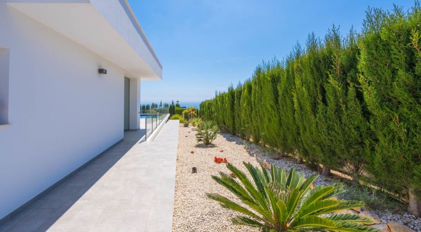 Photo of Lirios View