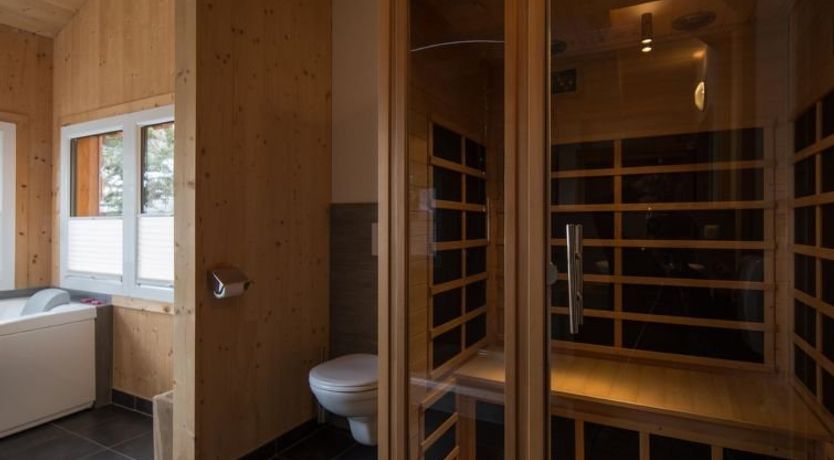 Photo of #5 mit IR-Sauna&Sprudelbad innen Apartment 44
