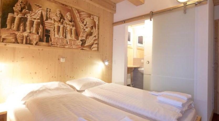 Photo of #24 mit IR-Sauna & Sprudelwanne Innen Apartment 54