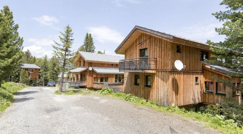 Photo of #18 mit Sauna und Sprudelbad innen Apartment 51