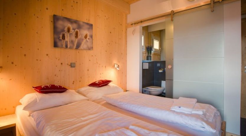 Photo of #48 mit IR-Sauna und Sprudelbad aussen Apartment 69