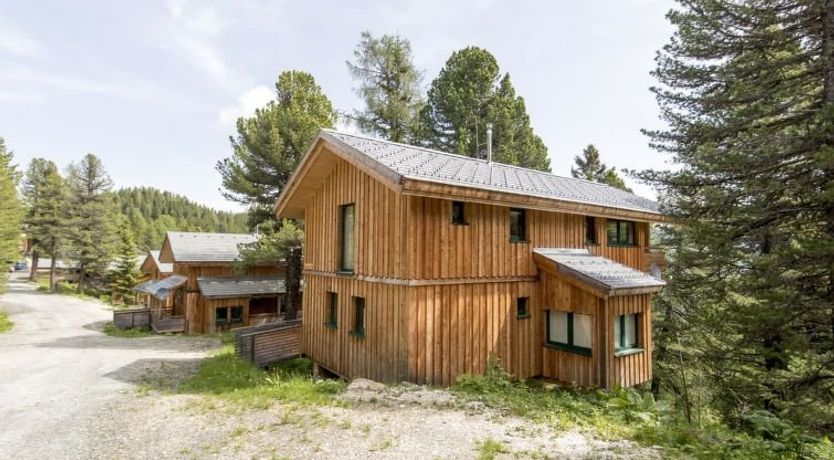 Photo of #28 mit Sauna und Sprudelbad innen Apartment 60