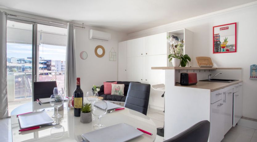 Photo of Holidays 80