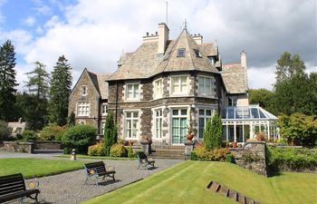 The Lookout Holiday Cottage