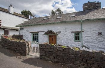 Lowfold Cottage Holiday Cottage