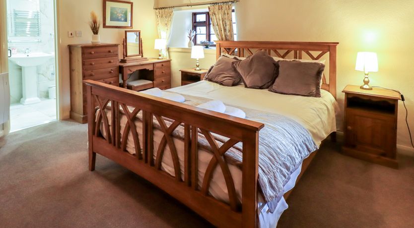 Photo of How Head Cottage