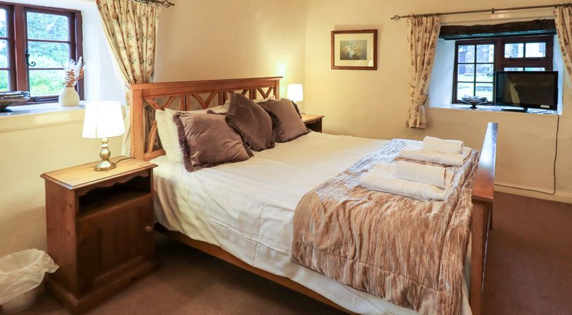 Photo of How Head Cottage