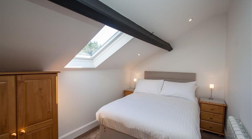 Photo of Robins Nest