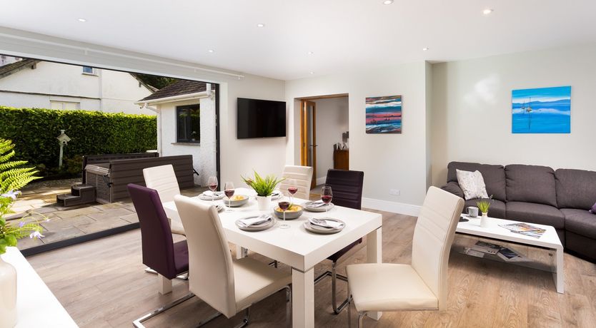 Photo of Glebe Holme