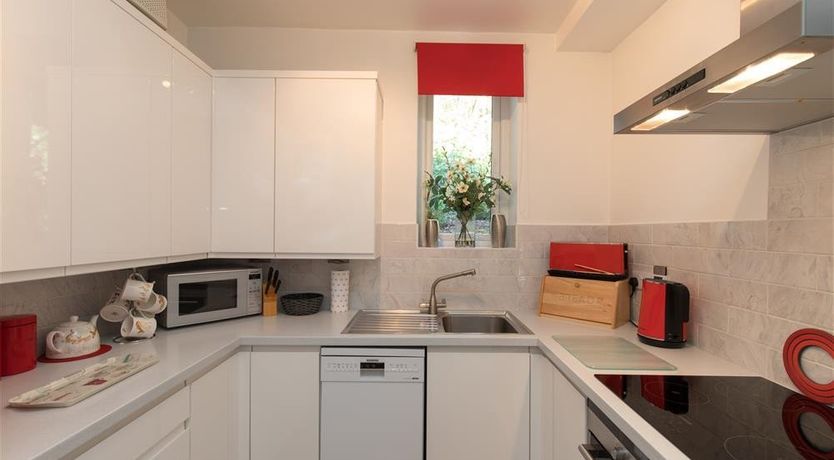 Photo of Silver Howe