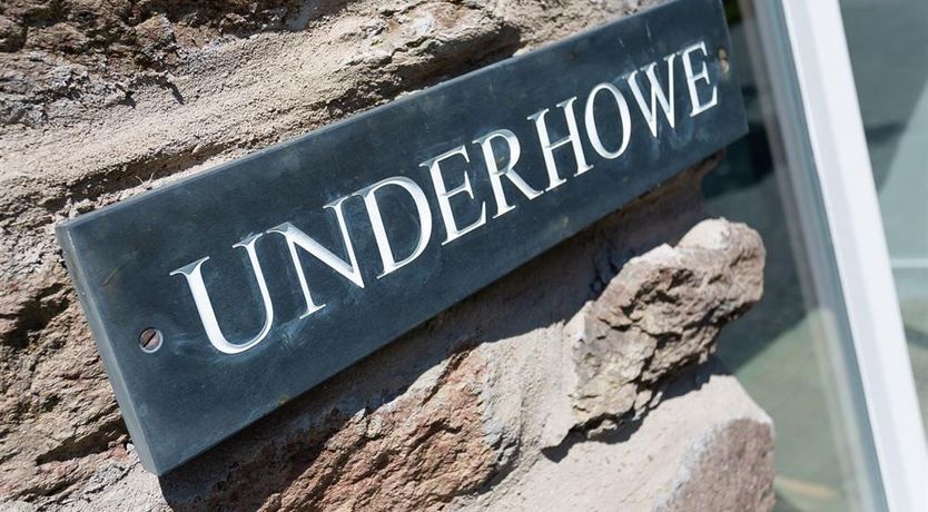 Photo of Underhowe