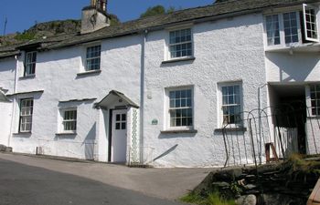 White Lion Cottage Holiday Cottage