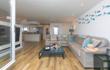 Starboard Holiday Cottage