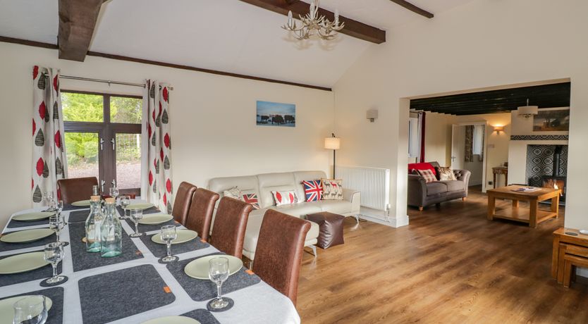 Photo of Meadowfields