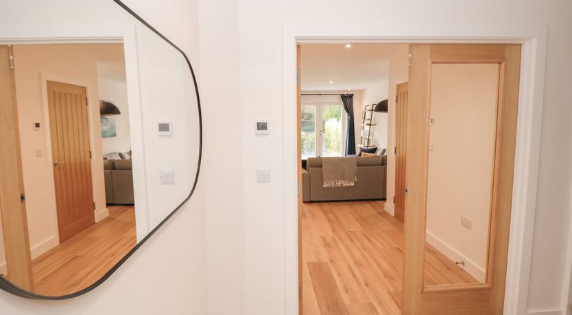 Photo of 4 Court Terrace, Hillfield Village