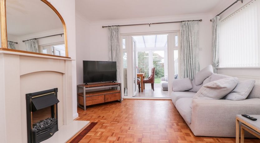 Photo of 1 Springfield Road