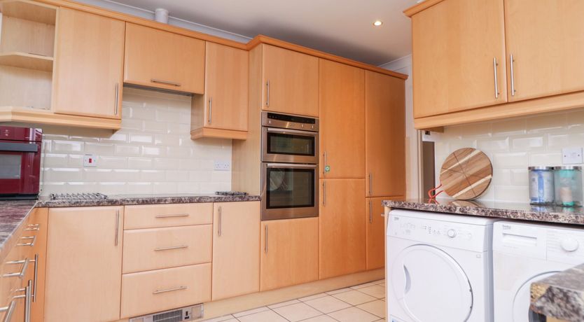 Photo of 1 Springfield Road