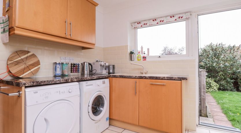 Photo of 1 Springfield Road