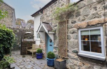 3 Ivy Court Holiday Cottage