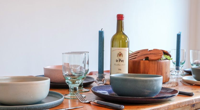 Photo of 8 Oaks Court