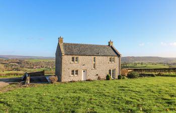 Lower Cowden Farm Holiday Cottage