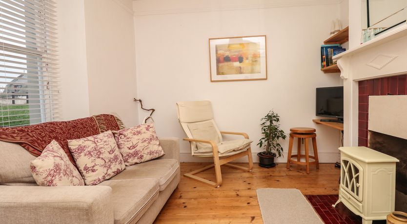 Photo of Shipwrights Cottage